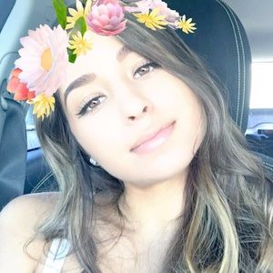 Meet your Posher, Carley